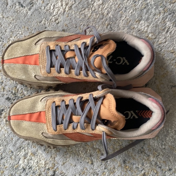 New balance 6.5 woman’s - Picture 3 of 9